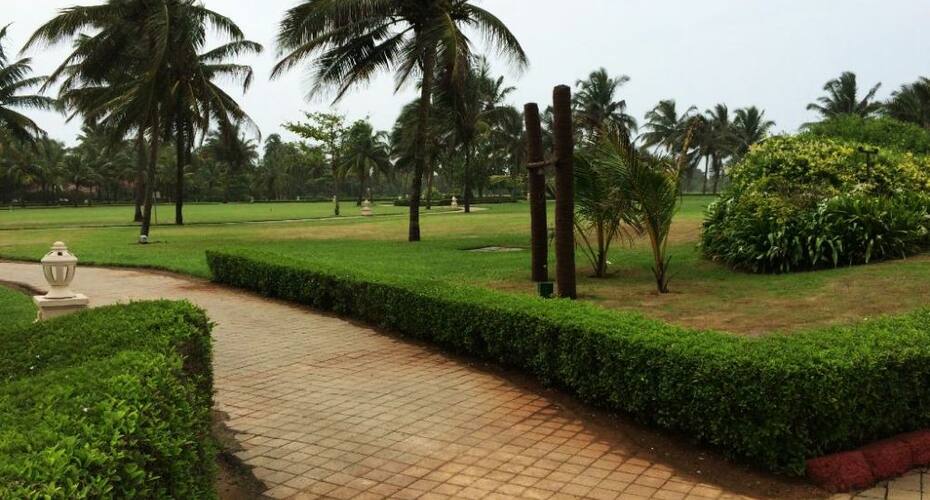 Taj Group Holiday Inn 7, Goa 3